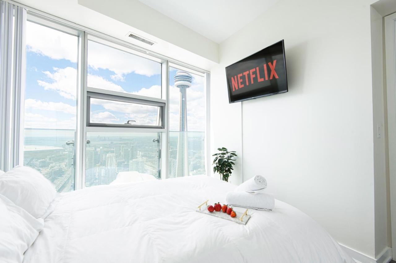 Beautiful Luxurious Modern Condo With Breathtaking Views Toronto Kültér fotó
