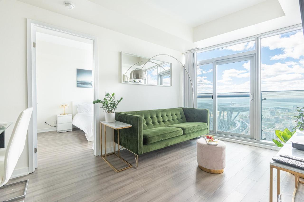 Beautiful Luxurious Modern Condo With Breathtaking Views Toronto Kültér fotó